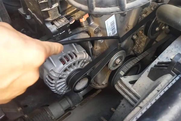 曲江转速传感器的工作原理是什么？