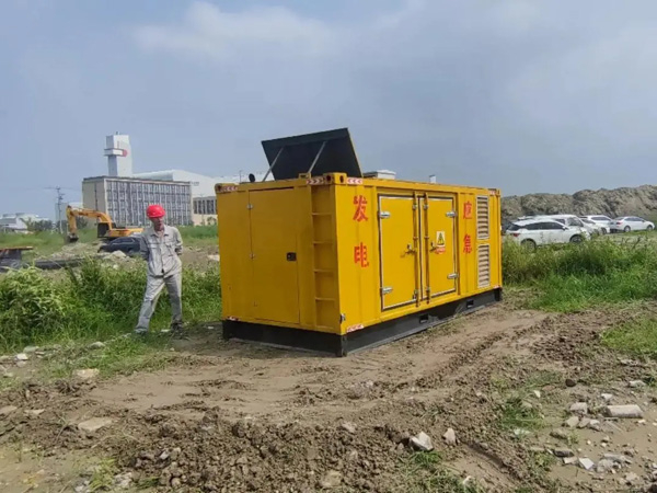 曲江冬季低温环境下，发电机组启动电瓶的容量需求是否会增加？